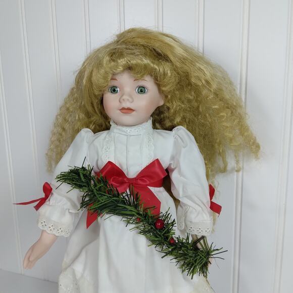 The House of Loyd Doll 14" tall Christmas themed - Picture 3 of 8